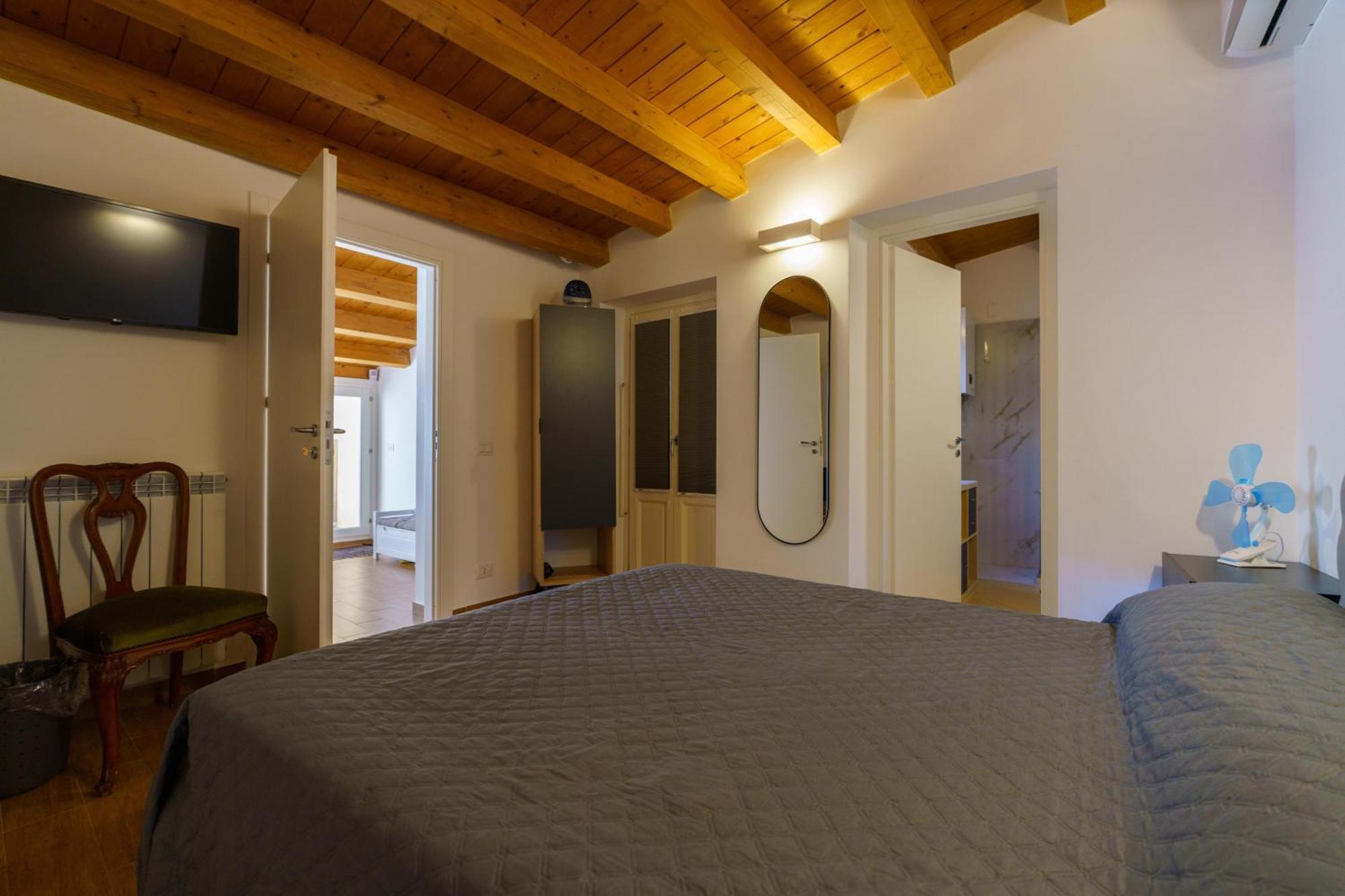 Maquedino Holiday Home & Terrace - Cozy Central Loft Palermo Exteriör bild