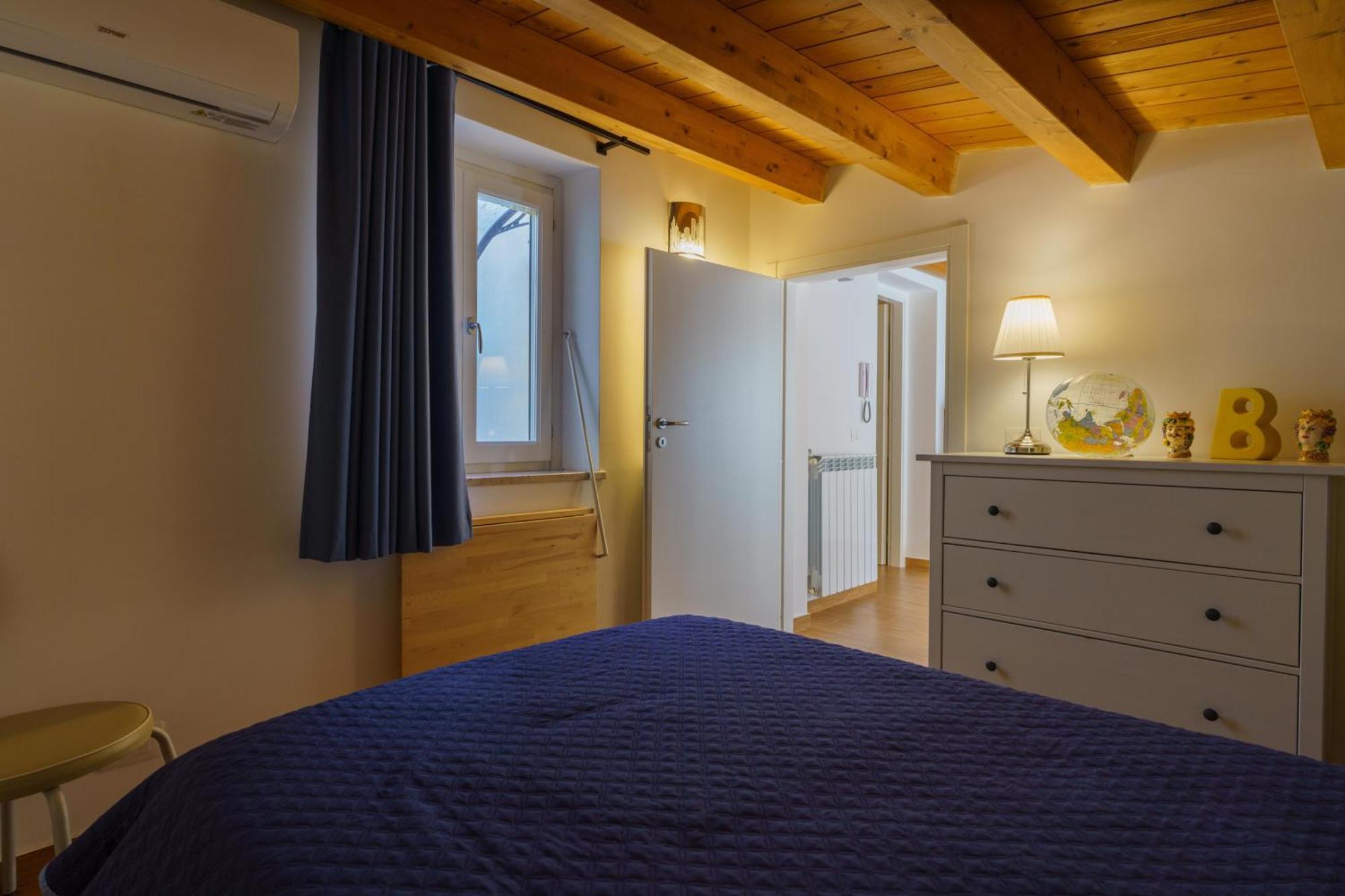 Maquedino Holiday Home & Terrace - Cozy Central Loft Palermo Exteriör bild